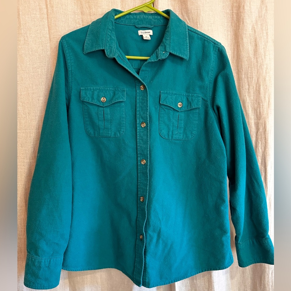 Cute cozy LL bean flannel